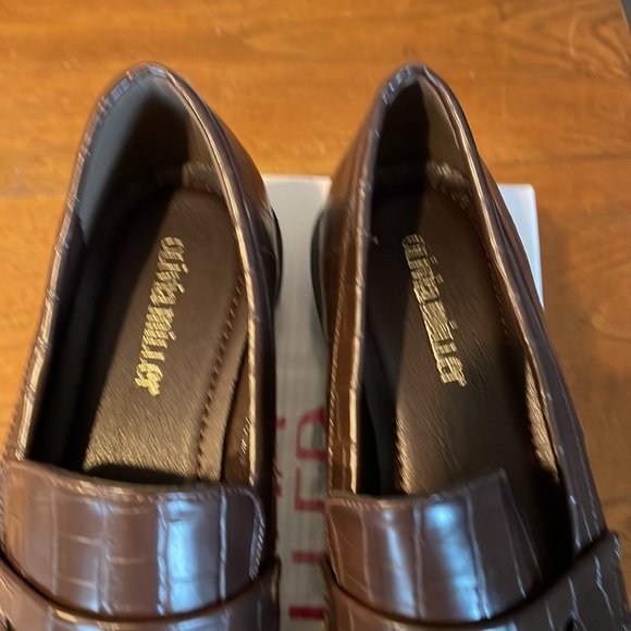 NEW Olivia Miller Loafers - Picture 3 of 5